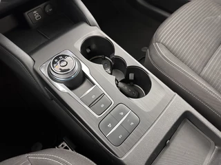 Ford Kuga (INCL-BTW) *DIGI-COCKPIT | ADAPTIVE-CRUISE | BLINDSPOT | PARK-PILOT | CAMERA | NAVI-FULLMAP | HEATED-SEATS | COMFORT-SEATS | ECC | CARPLAY | PDC | DAB | LANE-ASSIST | 17''ALU* - afbeelding nr 19