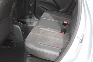 Opel Crossland Opel Crossland 1.2-110pk Turbo 'Elegance'. Mooie en luxe hoogzitter met weinig km's ! Volautm. airco dual, cruise control, camera, comfortstoelen, metallic lak,  LM wielen, navigatie, telefoonvoorb., lane- en side assist, parkeersensoren v+a,  LED verlichting  etc. - afbeelding nr 27
