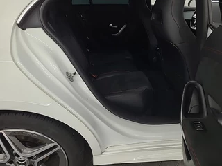 Mercedes-Benz CLA Mercedes-Benz CLA-klasse 180d Aut. Business Sol. AMG | Navi | Camera | CarPlay | - afbeelding nr 7