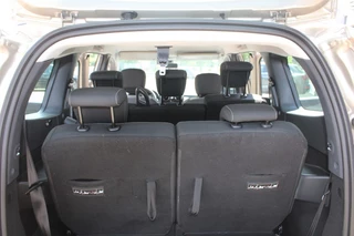 Dacia Lodgy Dacia Lodgy 1.3 TCE 130pk STEPWAY 7-PERS. Airco Navi bluetooth Cruise Camera erg mooi!! - afbeelding nr 31
