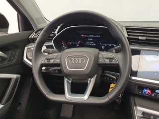 Audi Q3 Audi Q3 35 TFSI 150pk S-Tronic S-Line Panoramadak, Virtual cockpit, Camera - afbeelding nr 8