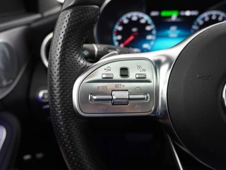 Mercedes-Benz C-Klasse Mercedes-Benz C-Klasse Estate 300e AMG // Burmester // Panoramadak // Distronic // MultiBeam LED // 360 Camera // Carplay // Night pakket - afbeelding nr 23
