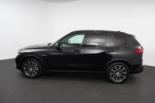 BMW X5 BMW X5 xDrive45e Hybrid 394pk Executive Shadow line | DEMO! | Leder Schuif-Panorama dak Navigatie Trekhaak Camera 360 20