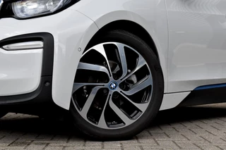 BMW i3 | Active Cruisecontrol | LED Light | Stoelverwarming | Driving Assistant Plus | - afbeelding nr 30
