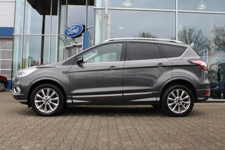 Ford Kuga Ford Kuga 1.5 EcoBoost Vignale | Trekhaak Afneembaar 2000KG | Cruise Control | Navigatie | Climate Control | Lichtmetalen Velgen | - afbeelding nr 4