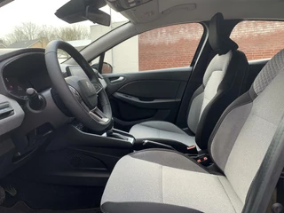Renault Clio Renault Clio 1.0 TCe 90 Autom Led Cruise Carplay Camera 2024 Eerste Eigenaar Fabrieksgarantie Vol Opties Nieuwstaat 2004 KM Gereden - afbeelding nr 9