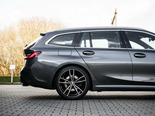 BMW 3 Serie BMW 3-serie Touring 320d 191PK Aut M-Sport Panoramadak Leder HUD Origineel NL - afbeelding nr 12