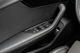 Audi A4 Audi A4 Avant 35 TFSI S-Line Pano / Camera / Trekhaak - afbeelding nr 22