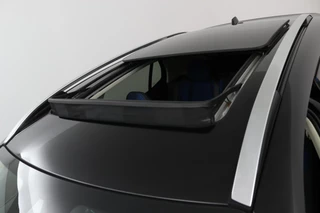 Lynk & Co 01 Lynk & Co 01 1.5 | Black on Black |Carplay | Camera | schuifd. - afbeelding nr 14