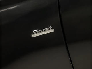 BMW 1 Serie Automaat (NAVIGATIE, CLIMATE, M SPORT STUUR, GETINT GLAS, SPORTSTOELEN, PARKEERSENSOREN, CRUISE, LED KOPLAMPEN, TREKHAAK, NIEUWE APK, NIEUWSTAAT) - afbeelding nr 30