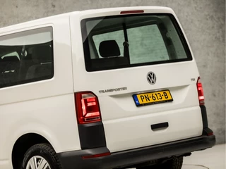 Volkswagen Transporter (APPLE CARPLAY, NAVIGATIE, BLUETOOTH, AIRCO, ELEK PAKKET, ARMSTEUN, SPORTSTOELEN, NIEUWE APK, NIEUWSTAAT) - afbeelding nr 14