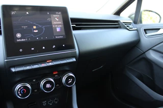 Renault Clio Renault Clio 1.6 E-Tech Hybrid 140 Zen Airco|Cruise|Navi|Audio - afbeelding nr 24