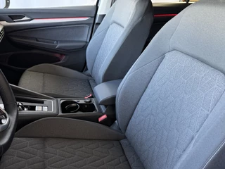 Volkswagen Golf Volkswagen Golf ✅1.5eTSI 150 PK✅ EDITION LED CARPLAY NAVI CAMERA STOEL/STUUR VERW KEYLESS MHEV 