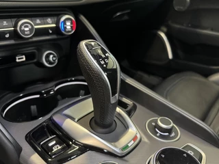 Alfa Romeo Giulia Alfa Romeo Giulia 2.0 T Veloce Q4 280pk, My21, Parelmoer! - afbeelding nr 13