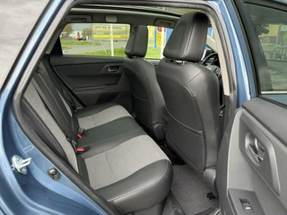 Toyota Auris Toyota Auris 1.8 Hybrid Executive - NAVI/LED/PANO/CAMERA/NAP - afbeelding nr 14