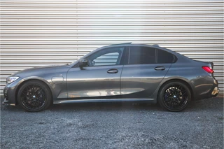 BMW 3 Serie BMW 3 Serie 330e M Sport Pano / Laser / 360 camera / Elec stoelen / Trekhaak / Dode hoek / - afbeelding nr 2
