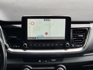 Kia Stonic Kia Stonic 1.0 T-GDi DynamicPlusLine 1e Eig! |HLeer|Clima|Nav - afbeelding nr 24