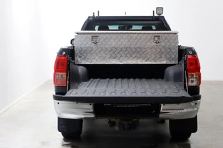 Toyota Hilux Toyota Hilux 2.4 D-4D-F 150pk E6 Xtra Cab Professional 4x4 4WD 11-2016 - afbeelding nr 5