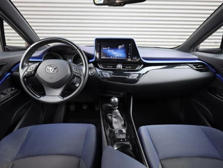 Toyota C-HR Toyota C-HR 1.2 Premium (Vol-Opties!) 1e eigenaar Two-Tone - afbeelding nr 3