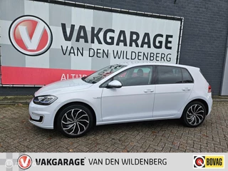 Volkswagen e-Golf - 247186359-0