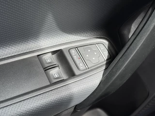 Mercedes-Benz eCitan Mercedes-Benz eCitan 112 Pro L1 Elektrisch 51kWh 284km WLTP 750kg Trekgewicht Fabrieksgarantie Climate Control Cruise Control Carplay Camera - afbeelding nr 24
