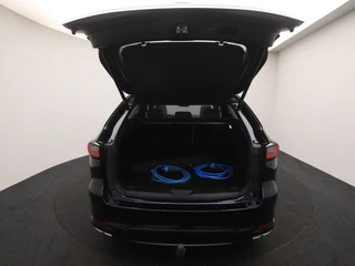 Mazda CX-60 Mazda CX-60 2.5 E-SKYACTIV PHEV Takumi 4WD automaat (GERESERVEERD!!!!| Panorama Pack | Convenience & Sound Pack | Driver Assistance Pack met wegklapbare trekhaak : dealer onderhouden - afbeelding nr 17