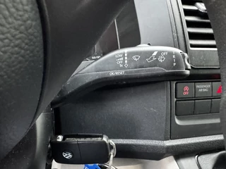Volkswagen Transporter Volkswagen Transporter Kombi T6 2.0 TDI 9 persoons Cruise control Airco Verwarmbare buitenspiegels - afbeelding nr 15