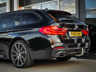 BMW 5 Serie BMW 5-serie Touring 530d xDrive M-Sport | HUD | PANO | H&K | TREKHAAK | LEER | CARPLAY | FULL OPTION - afbeelding nr 13