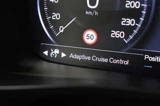 Volvo XC40 Volvo XC40 T2 129pk Aut. Business Pro | Schuifdak | Driver Assist | Park As - afbeelding nr 23