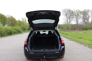 Peugeot 308 Peugeot 308 SW 1.6 BlueHDI Blue Lease Executive camera dab+ climate&cruise control trekhaak navigatie bluetooth - afbeelding nr 8