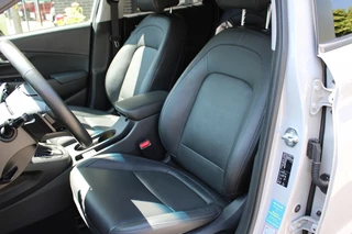Hyundai Kona Hyundai Kona 1.6 GDI HEV Premium Navi/Leer/18