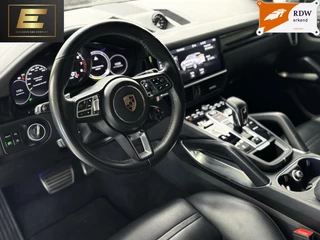 Porsche Cayenne Porsche Cayenne Coupé 4.0 Turbo S E-Hybrid | Techart | Sport Chrono | Carbon afwerking - afbeelding nr 19