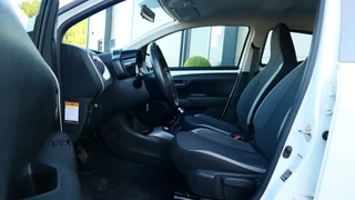 Toyota Aygo Toyota Aygo 1.0 VVT-i x-play |Carplay|Camera! - afbeelding nr 23