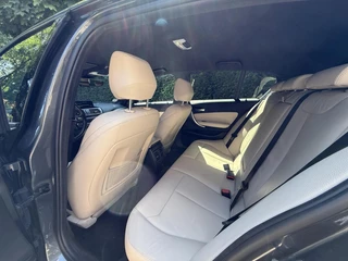 BMW 1 Serie BMW 118d M Sport l H&K l Leer l LED l PDC l Keyless entry - afbeelding nr 24