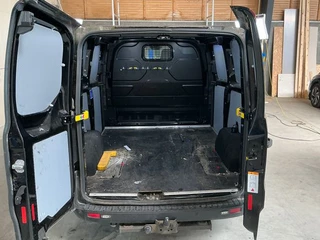 Ford Transit Custom Ford Transit Custom 170pk Automaat L1H1 Trend Navigatie Apple Carplay Trekhaak Sidebars Cruise control Camera + Parkeersensoren Euro6 - afbeelding nr 8