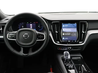 Volvo V60 Volvo V60 T6 PLUG-IN HYBRID LONG RANGE PLUS DARK SCHUIFDAK TREKHAAK H/K AU - afbeelding nr 33