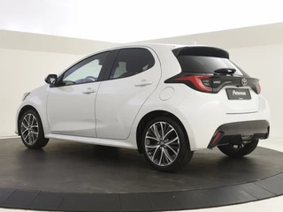 Toyota Yaris Toyota Yaris 1.5 Hybrid 130 Executive | Stuur en Stoelverwarming | PDC V+A | - afbeelding nr 5