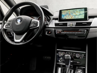 BMW 2 Serie 225Pk Automaat (PANORAMADAK, GROOT NAVI, HEAD-UP DISPLAY, LEDER, STOELVERWARMING, ADAPTIVE CRUISE, SPORTSTOELEN, NIEUWE APK, CRUISE, ZWART HEMEL, NIEUWSTAAT) - afbeelding nr 7