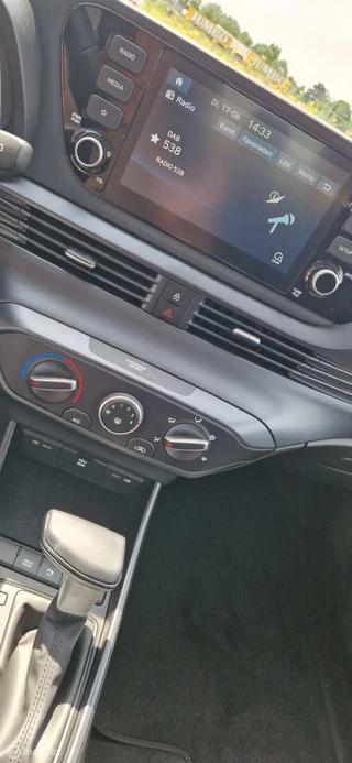 Hyundai i20 Hyundai i20 1.0 T-GDI Comfort AUT./Carplay/Android - afbeelding nr 14