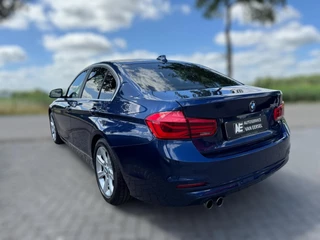 BMW 3 Serie BMW 3-serie 320i High Executive 184 PK / PDC / NAVIGATIE / CRUISE / NL AUTO / LEDER / AUTOMAAT - afbeelding nr 37