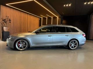 Škoda Superb Skoda Superb Combi 2.0 TDI Laurin & Klement Pano 190pk DSG - afbeelding nr 14