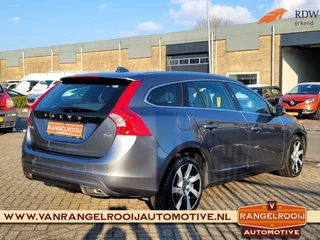 Volvo V60 Volvo V60 2.0 D4 Nordic+ Aut., ad. cruise, xenon, leer, camera, lane assist - afbeelding nr 6