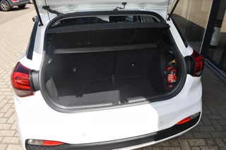 Hyundai i20 Hyundai i20 1.2i 4 cilinder i-Motion Cruise Airco PDC 44.941km - afbeelding nr 10