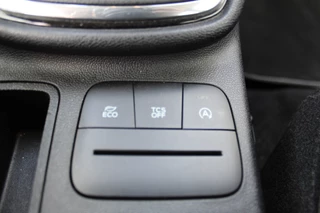Ford Fiesta Ford Fiesta 1.0-100pk EcoBoost Titanium 5drs. Uiterst nette, luxe en zuinige Ford Fiesta. Voalautm. airco, Cruise control, Navigatie, LM wielen, Metallic lak, Parkeersensoren achter, Telefoonvoorb., Lane assist etc. - afbeelding nr 9