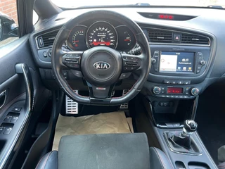 Kia cee'd Kia Cee'd 1.6 T-GDi GT,205pk, 1e eigenaar, dealer onderhouden! - afbeelding nr 9