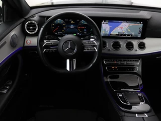 Mercedes-Benz E-Klasse Mercedes-Benz E-klasse 300de 4Matic AMG Night | Panoramadak | Trekhaak |  Stoelverwarming | 360 camera | Adaptive cruise | Leder/Alcantara | Burmeseter | Matrix LED | Navigatie - afbeelding nr 3
