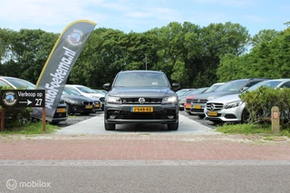 Volkswagen Tiguan Volkswagen Tiguan 1.5 TSI ACT Highline R-LINE HUD VIRTUAL DASHBOARD - afbeelding nr 30