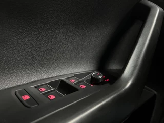 Volkswagen Polo Volkswagen Polo 1.0 Stoelverwarming | Carplay | Beatsaudio - afbeelding nr 21