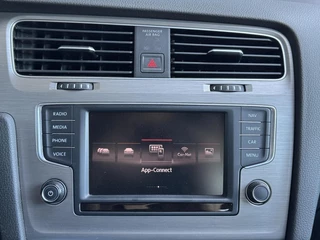 Volkswagen Golf Volkswagen Golf 1.0 TSI Comfortline AUTOMAAT*NL AUTO*CARPLAY*CRUISE*19 inch - afbeelding nr 12