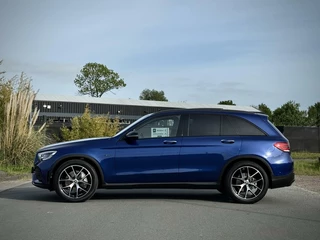 Mercedes-Benz GLC Mercedes GLC-klasse 300de 4MATIC AMG Panoramadak|Camera 360°|Burmester®|Luchtvering|Keyless|Night pakket|Trekhaak|Distronic|Multibeam LED|Sfeerverlichting - afbeelding nr 23